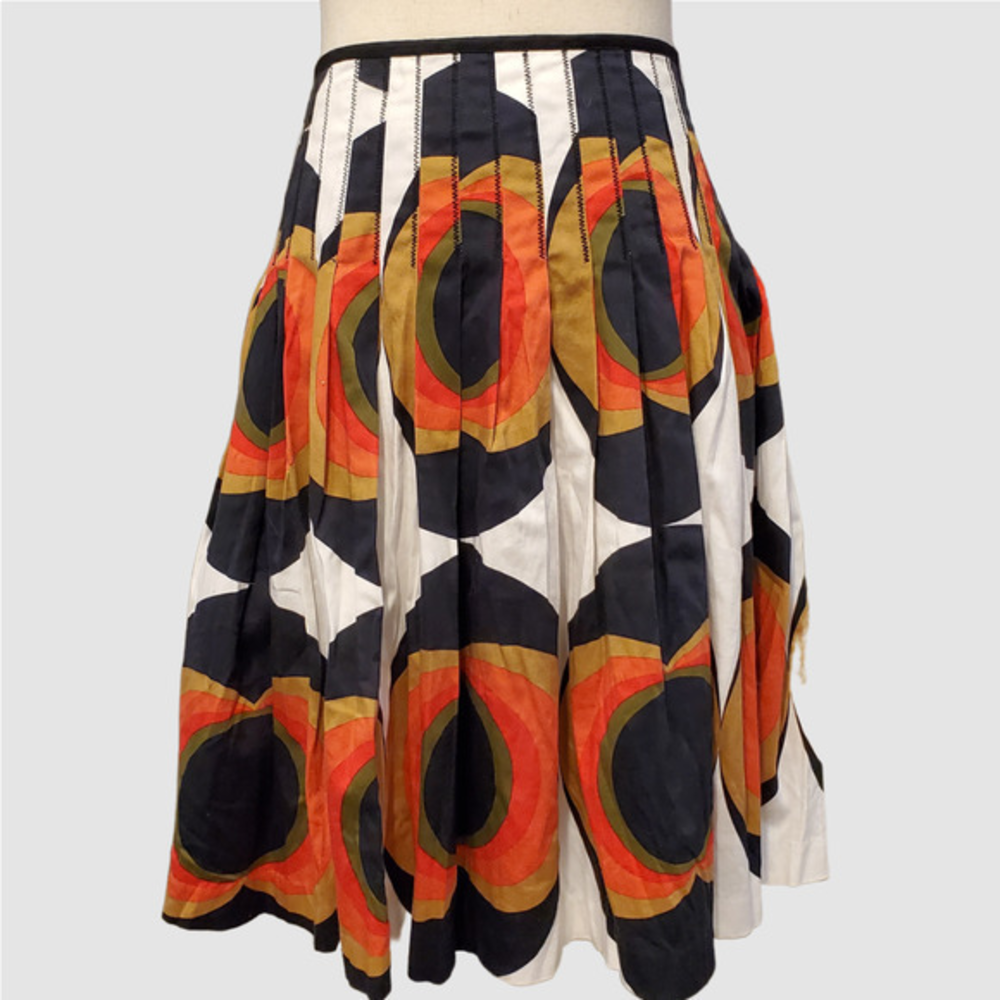 Becky‎ & MAX Graphic Abstract Pleated Skirt
